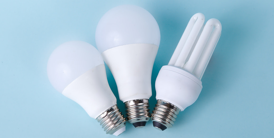 發光效率比較：LED 燈泡 > 螢光燈 > 白熾燈