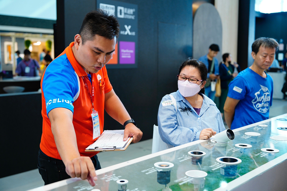 LINE_ALBUM_1130906-09建材展Day3_240909_89-1200