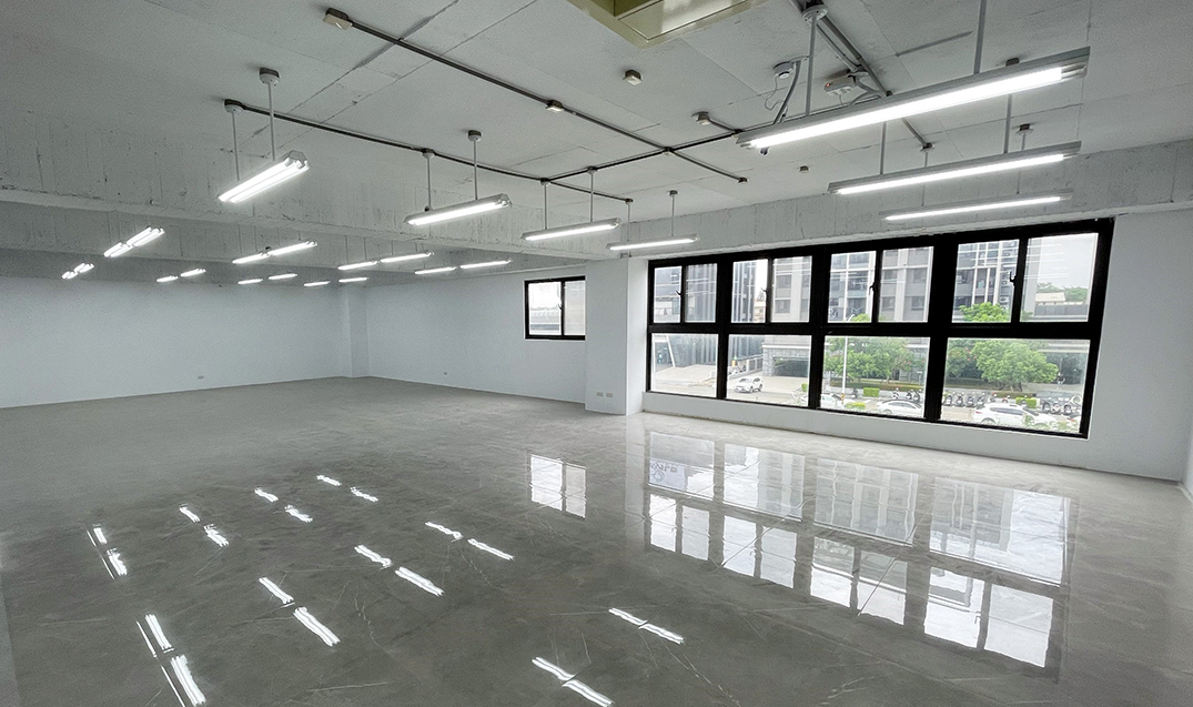 舞光建議民眾將常見的舊T5燈管升級為高光效T8燈管，有效降低電費支出且延長壽命與碳排放。