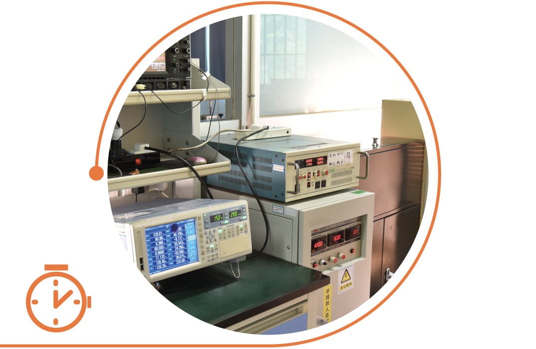 燈具必須於0.5秒內穩定點亮，無延遲、閃爍，提升開燈體驗。