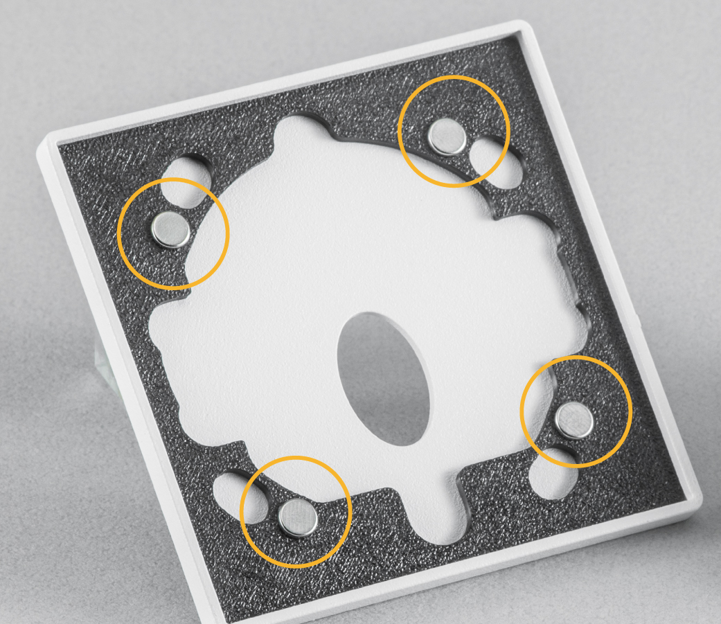 202510-迪克踢腳燈_官網圖文-v01_磁吸式面蓋