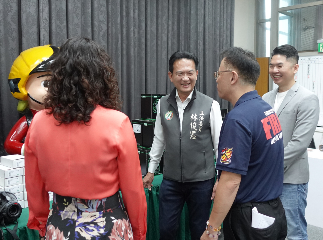 202511-消防設備捐贈06