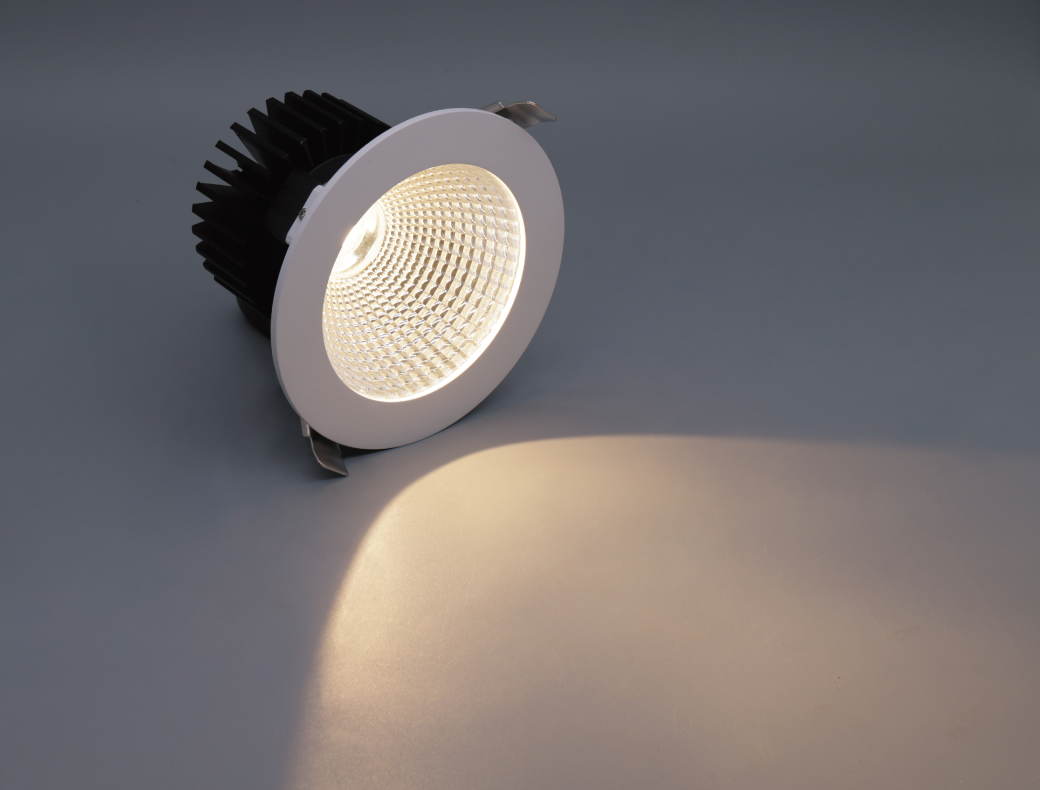 15公分黑鑽石崁燈_機體細部介紹03